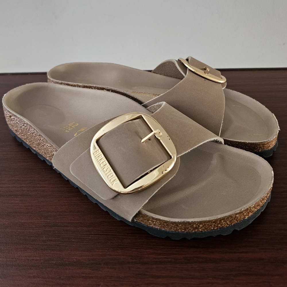 Birkenstock Women's Madrid Big Buckle Slide - Taupe with Gold Buckle